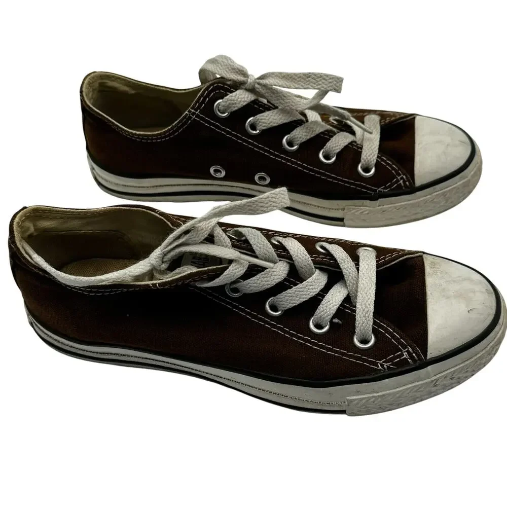 CONVERSE All Star Kids size 2 Brown white Lace Up Low cut top Sneakers‎ Shoes